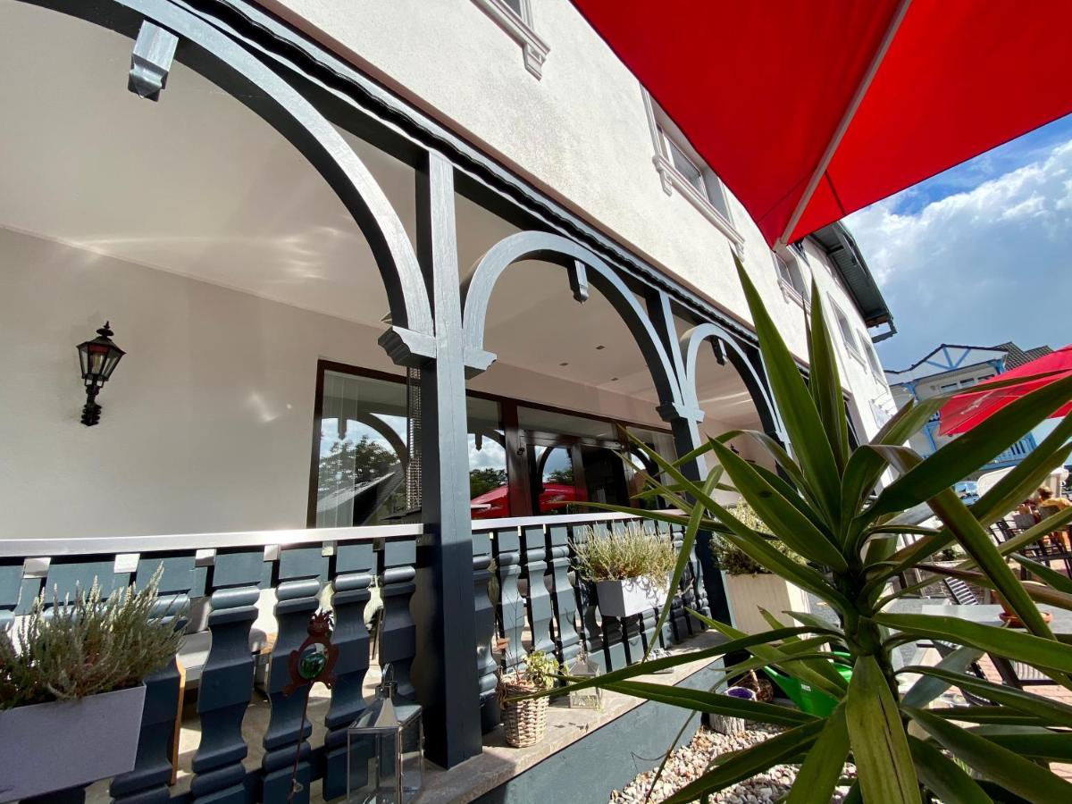 Hotel Altes Kurhaus Baabe Exterior photo