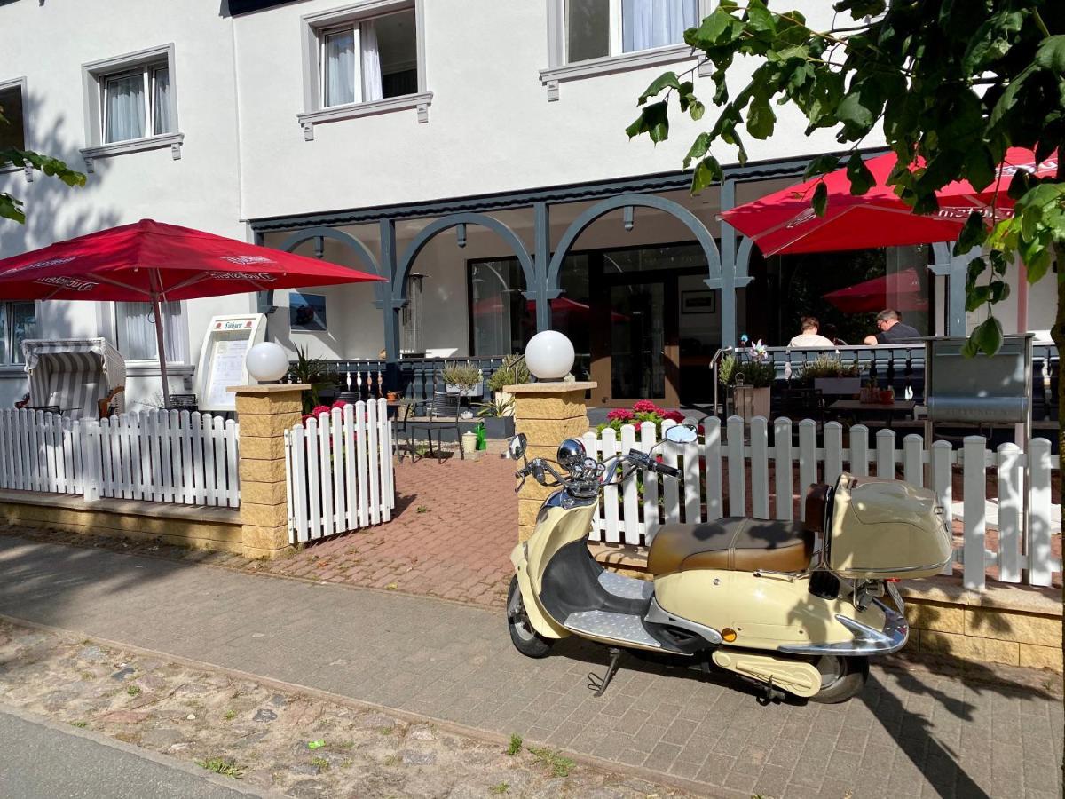 Hotel Altes Kurhaus Baabe Exterior photo