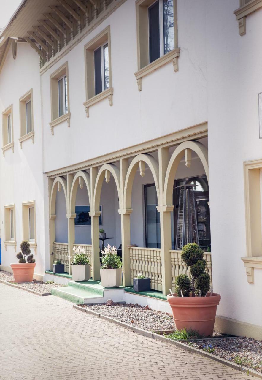 Hotel Altes Kurhaus Baabe Exterior photo